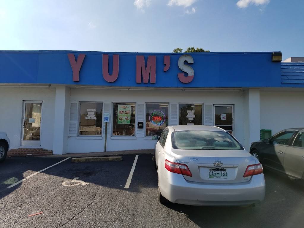 Yums Restaurant | restaurant | 3283 Austin Peay Hwy, Memphis, TN 38128, USA | 9013887400 OR +1 901-388-7400