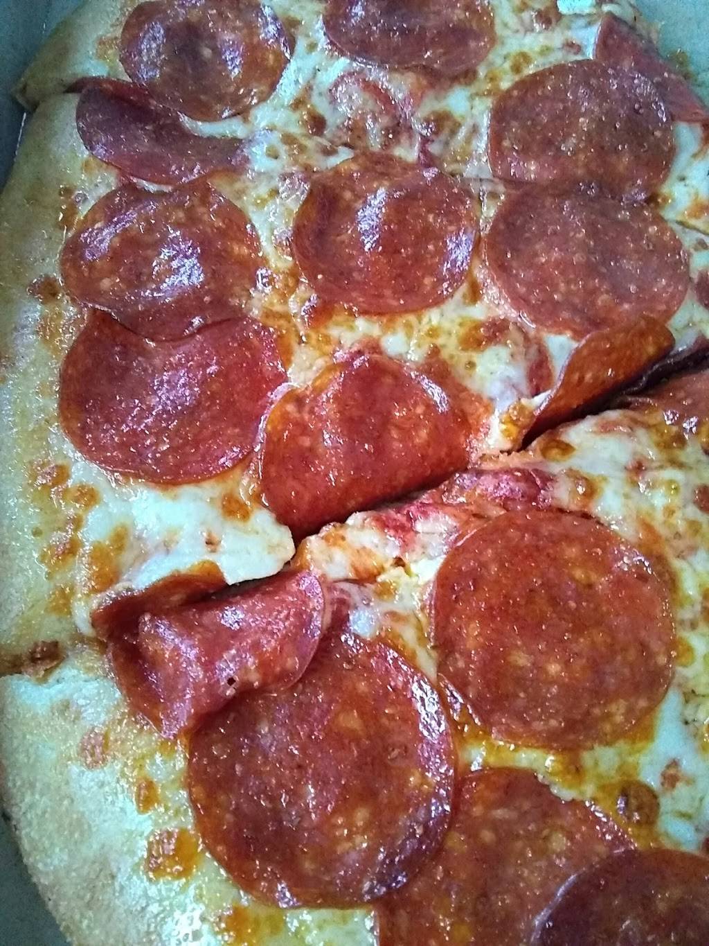 Little Caesars Pizza | meal takeaway | 1439 E Noble Ave, Visalia, CA 93292, USA | 5596369582 OR +1 559-636-9582