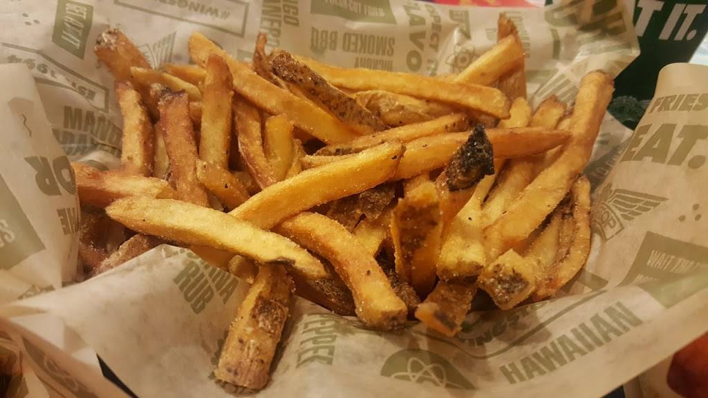 Wingstop | restaurant | 1049 Blalock Rd, Houston, TX 77055, USA | 7133659464 OR +1 713-365-9464