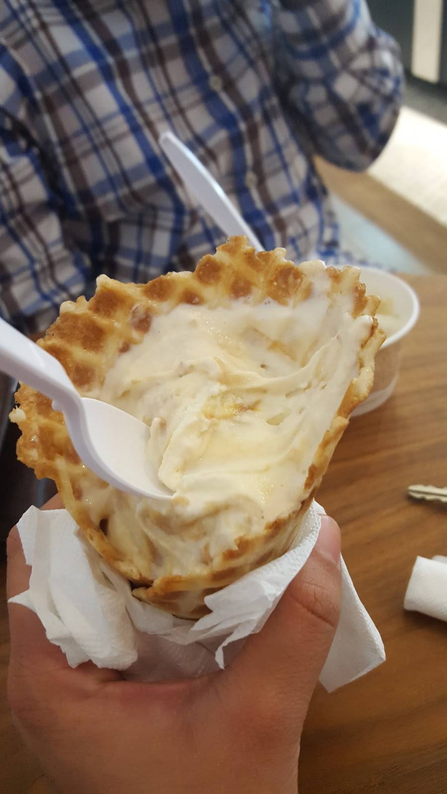 Häagen-Dazs® | restaurant | 13350 Dallas Pkwy, Dallas, TX 75240, USA | 9723860713 OR +1 972-386-0713