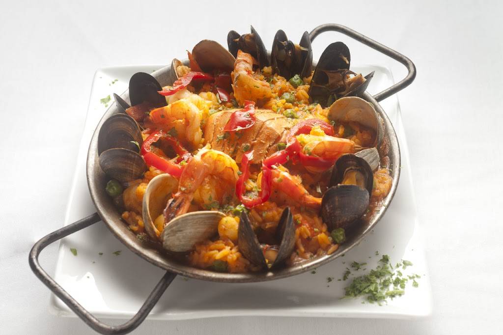 Amor Cubano | restaurant | 2018 3rd Ave, New York, NY 10029, USA | 2129961220 OR +1 212-996-1220