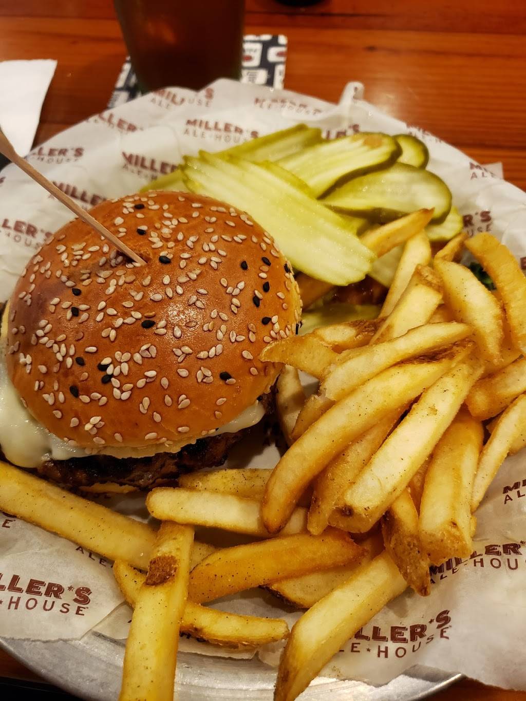 Millers Ale House - West Boca | restaurant | 9244 Glades Rd, Boca Raton, FL 33434, USA | 5614872989 OR +1 561-487-2989