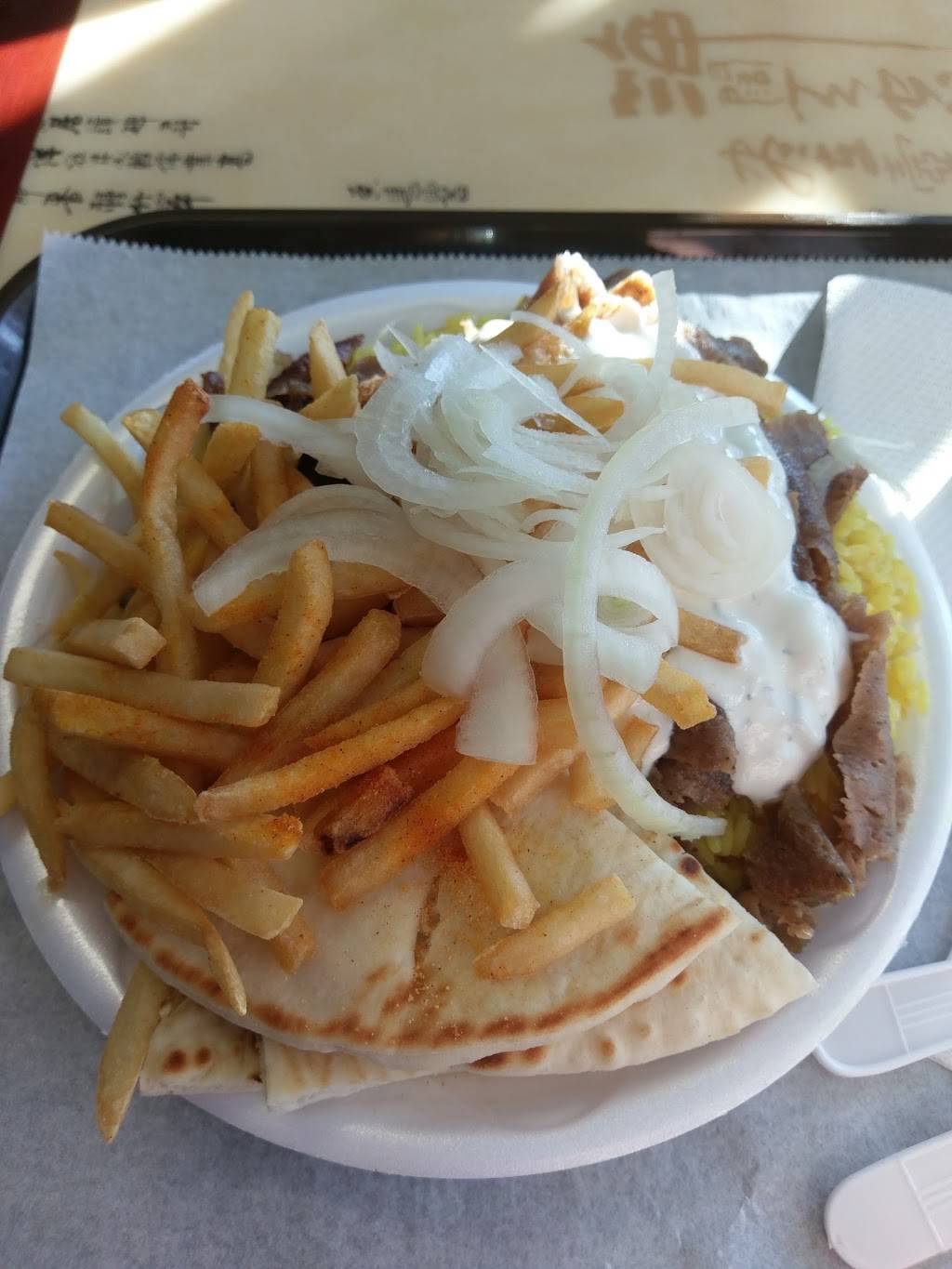 Chicago Style Gyros | restaurant | 2804 Gallatin Pike #3713, Nashville, TN 37216, USA | 6156509797 OR +1 615-650-9797