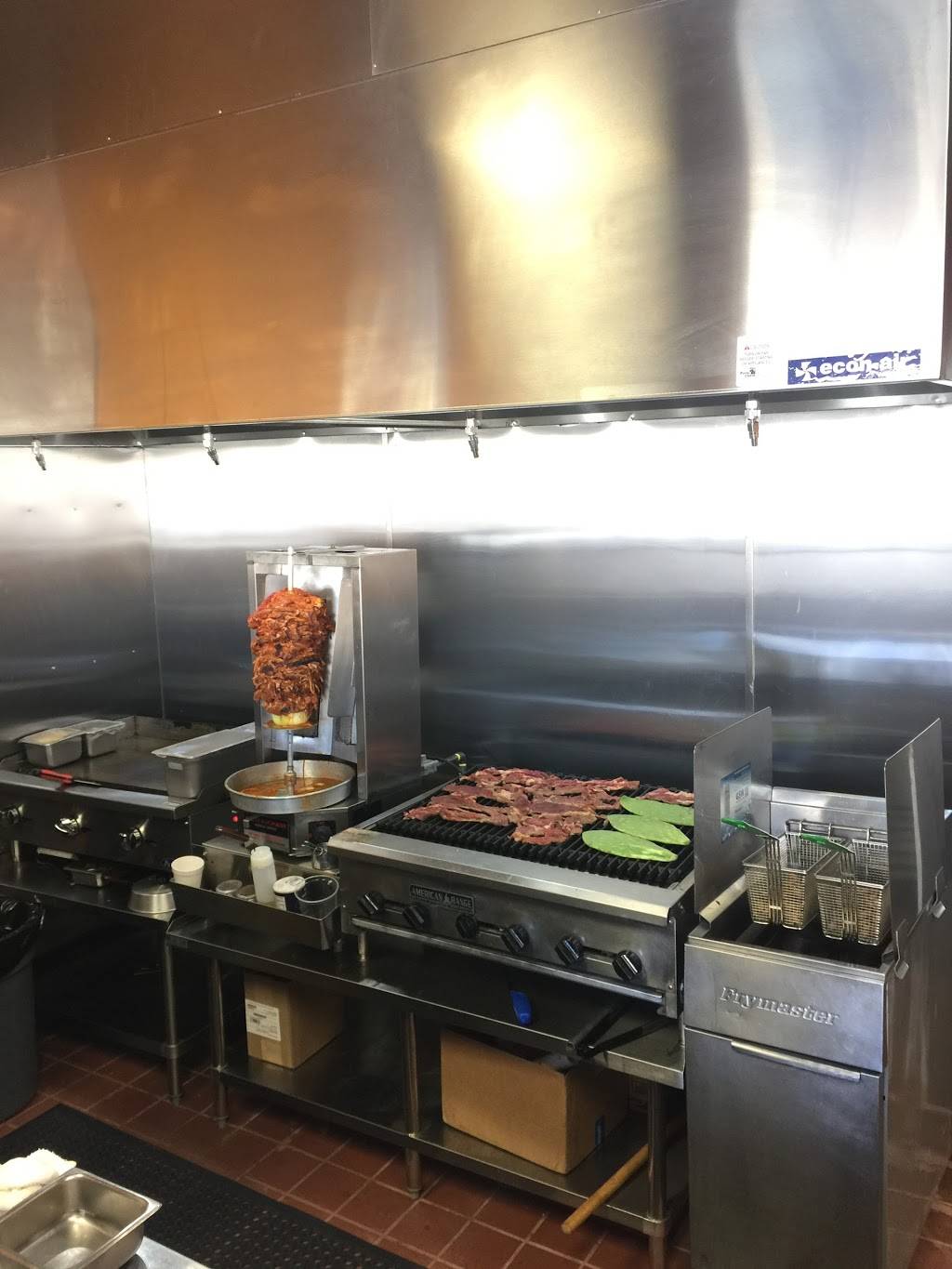 California Taco Shop | restaurant | 1910 E California Ave, Bakersfield, CA 93307, USA | 6613484067 OR +1 661-348-4067