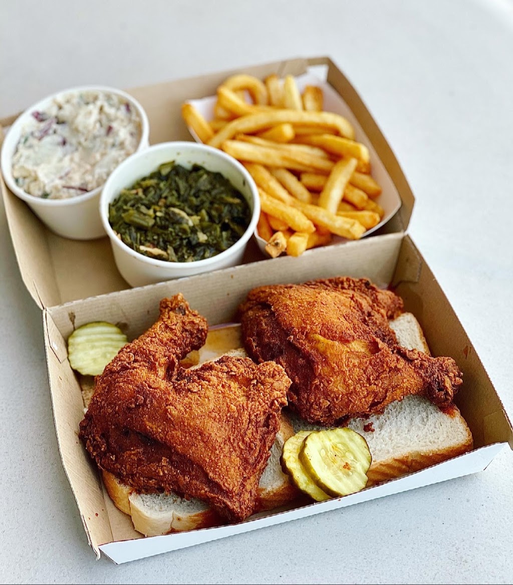 Hot Chicks House of Chicken | restaurant | 14816 Pines Blvd, Pembroke Pines, FL 33027, USA | 7547035119 OR +1 754-703-5119