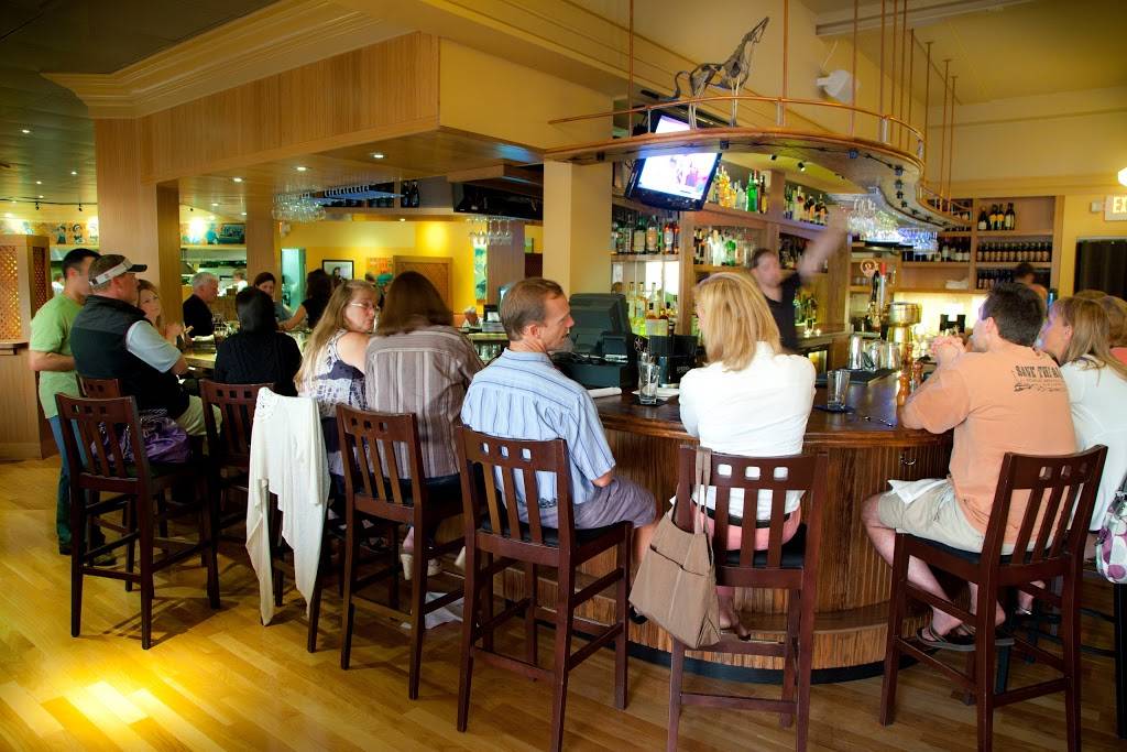 15 Walnut Tavern | restaurant | 15 Walnut Rd, South Hamilton, MA 01982, USA | 9784682400 OR +1 978-468-2400