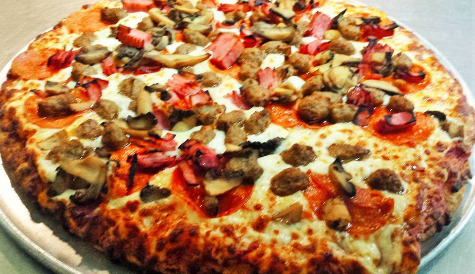 The Fieldhouse Bar & Grill | restaurant | 1200 W Main St #24, Peoria, IL 61606, USA | 3094949600 OR +1 309-494-9600