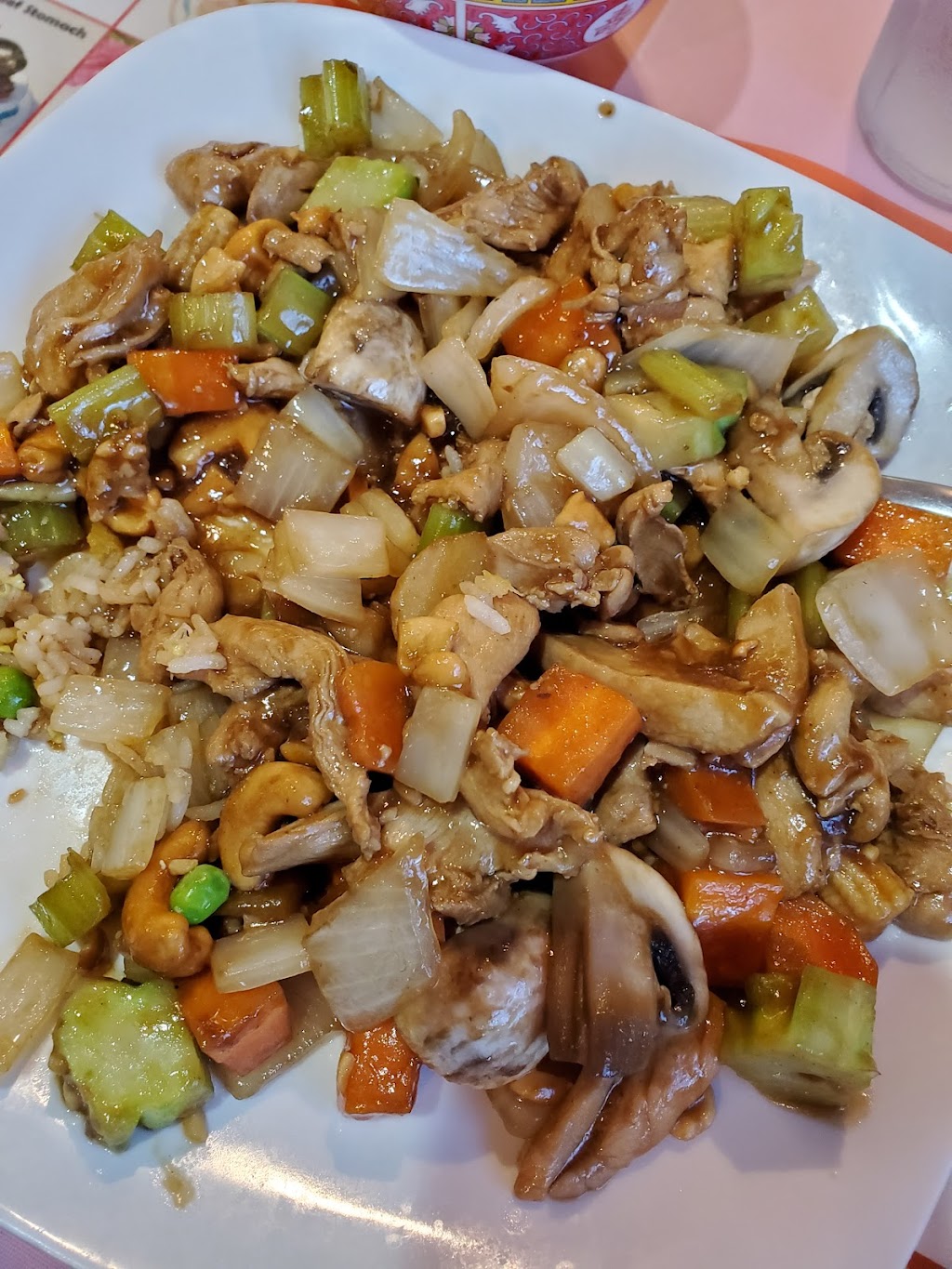 Toms Lotus Garden | restaurant | 822 S Broadway St, Wichita, KS 67211, USA | 3162638888 OR +1 316-263-8888