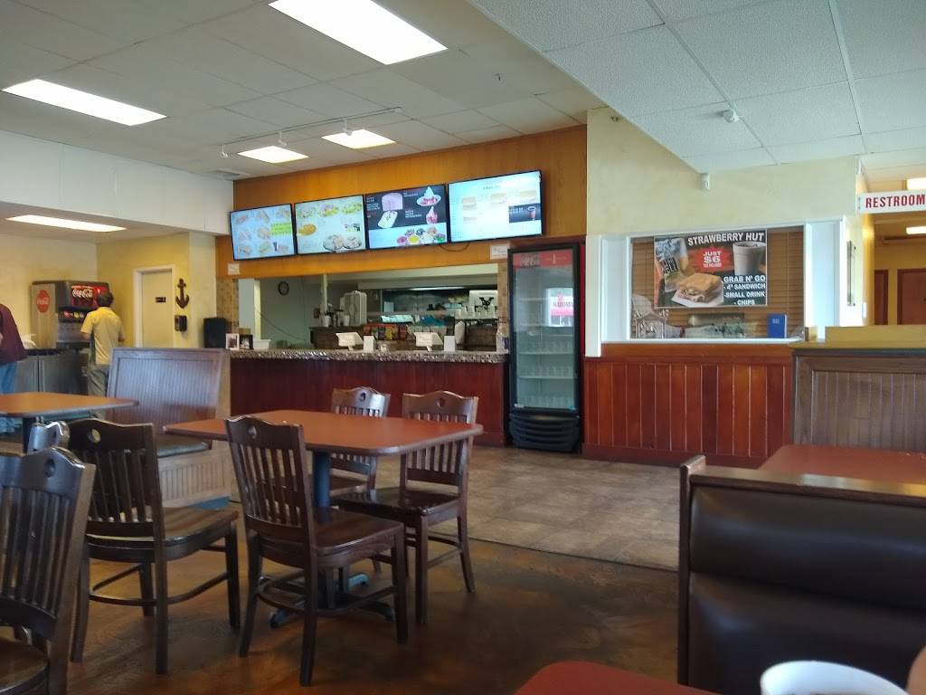 Strawberry Hut | restaurant | 743 E Memorial Blvd, Lakeland, FL 33801, USA | 8636822222 OR +1 863-682-2222