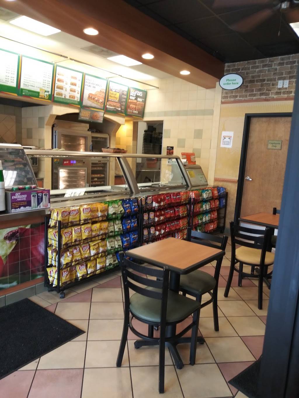 Subway Restaurants | restaurant | 13535 Ventura Blvd, Sherman Oaks, CA 91423, USA | 8188551107 OR +1 818-855-1107