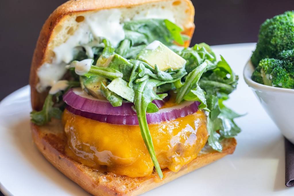 110 Grill - Manchester | restaurant | 875 Elm St, Manchester, NH 03101, USA | 6038361150 OR +1 603-836-1150