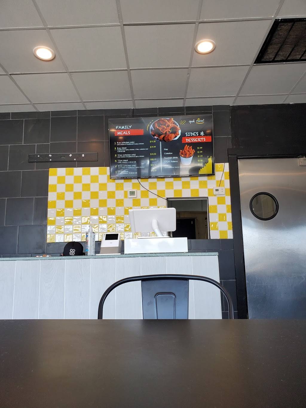 Pinulito Fried Chicken | restaurant | 10349 Ferguson Rd, Dallas, TX 75228, USA | 9723734566 OR +1 972-373-4566