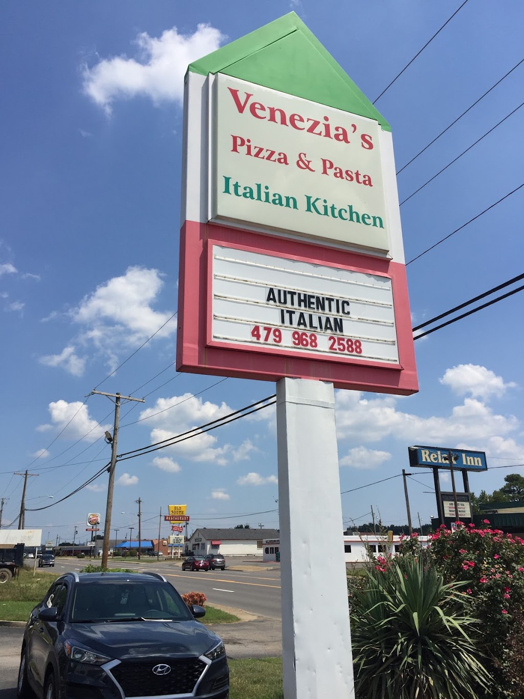 Venezias | Pizza & Pasta | restaurant | 1321 E Main St, Russellville, AR 72801, USA | 4799682588 OR +1 479-968-2588