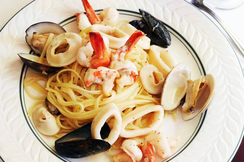 Piatto dOro | restaurant | 347 E 109th St, New York, NY 10029, USA | 6464845118 OR +1 646-484-5118