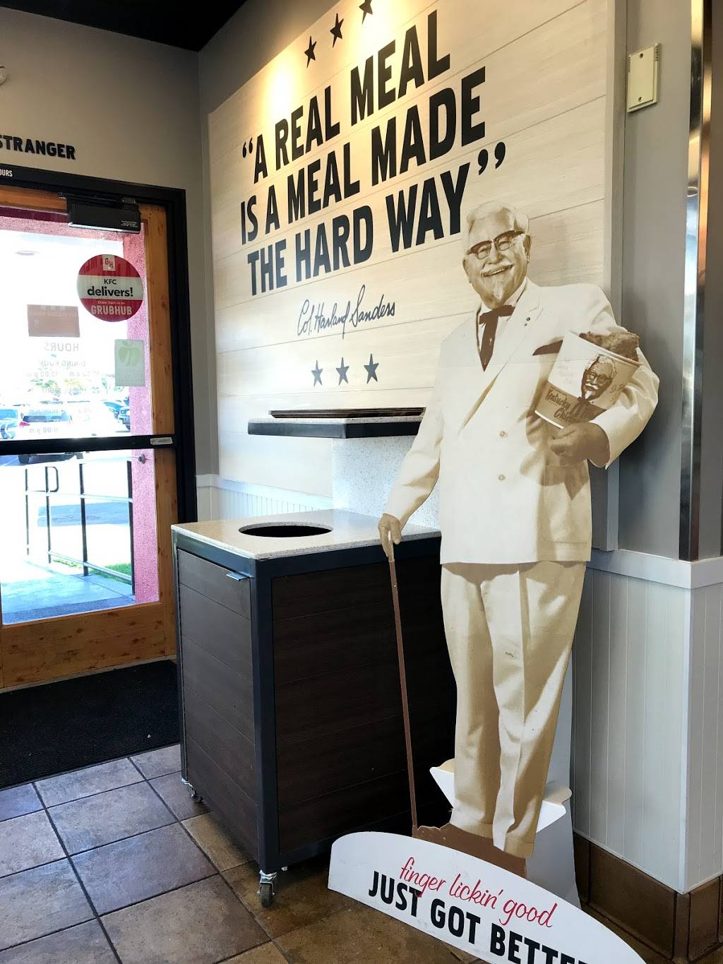 KFC | restaurant | 1327 Broadway, Chula Vista, CA 91911, USA | 6194252782 OR +1 619-425-2782