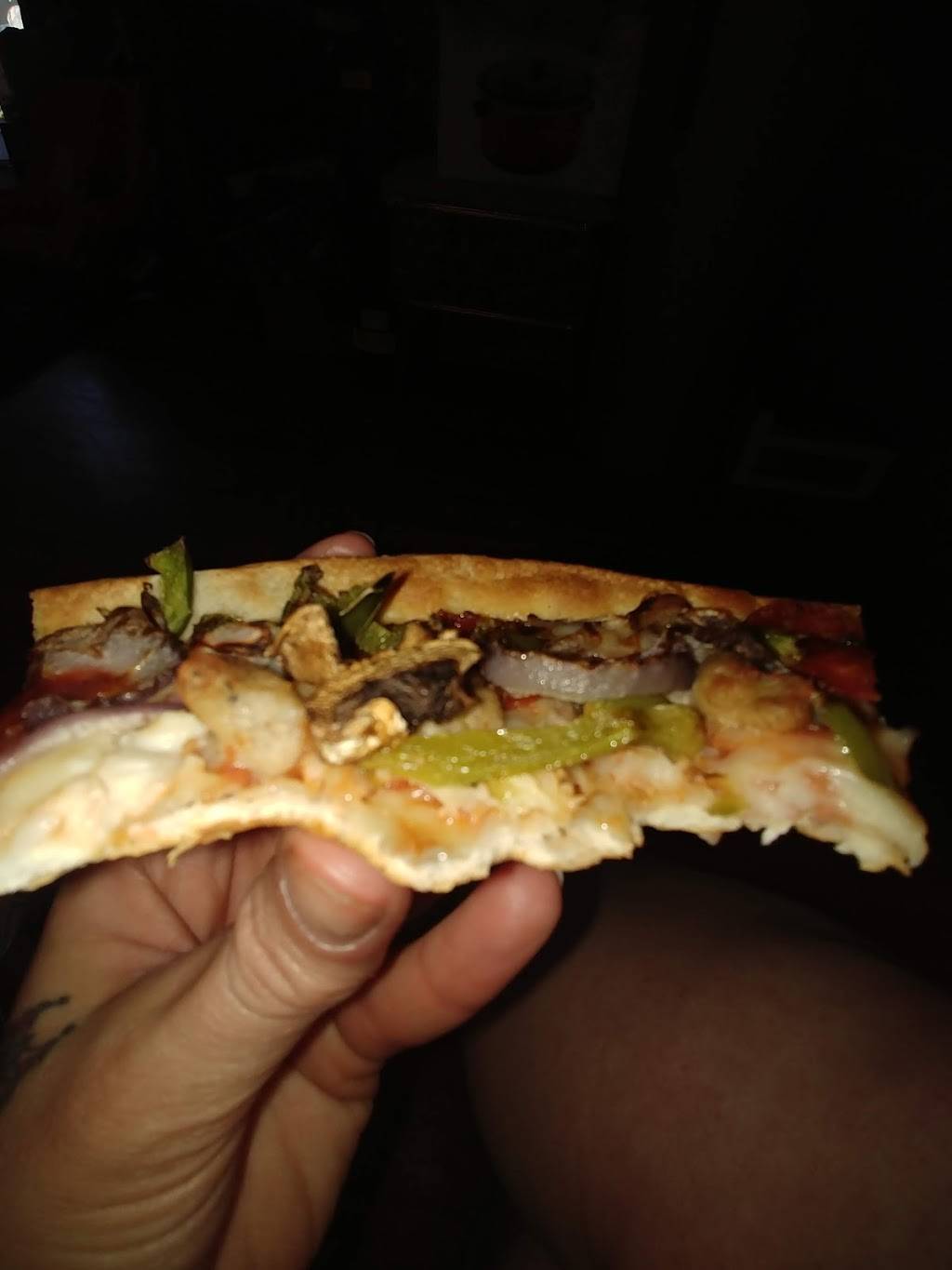 Pizza Hut | restaurant | 258 W US 6, Ligonier, IN 46767, USA | 2608943100 OR +1 260-894-3100