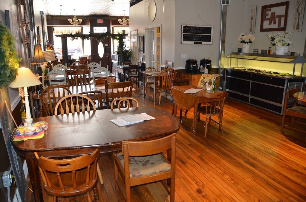 Ralph & Avas Public House | cafe | 6 W Main St, Mooresville, IN 46158, USA | 3178349780 OR +1 317-834-9780