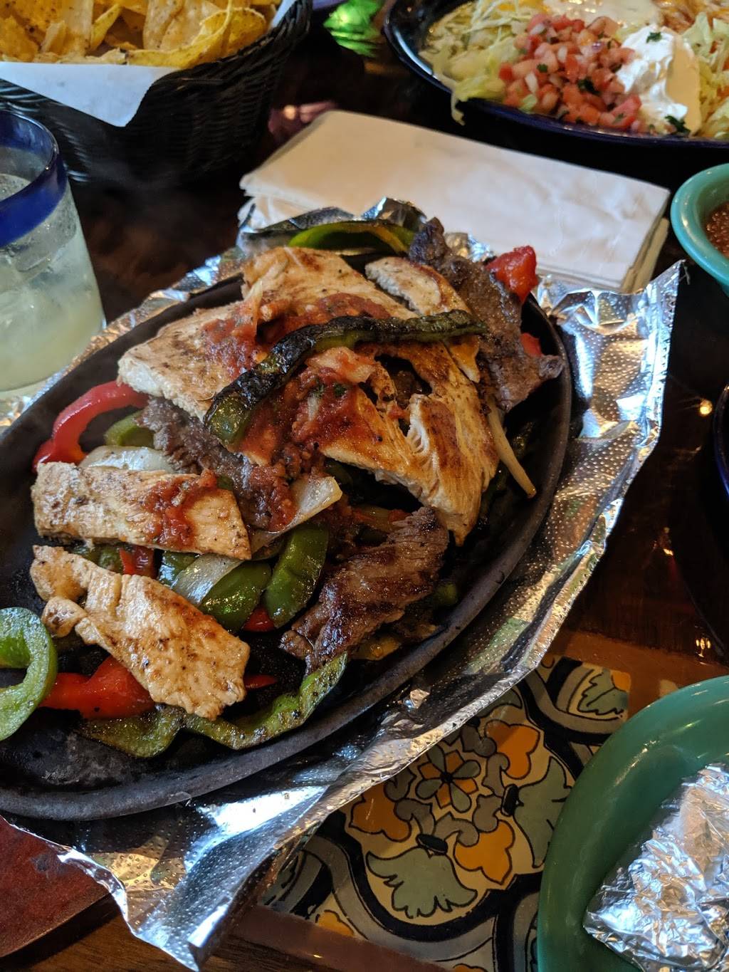 La Bamba | restaurant | 1101 Lucas Ave # 200, St. Louis, MO 63101, USA | 3148333211 OR +1 314-833-3211