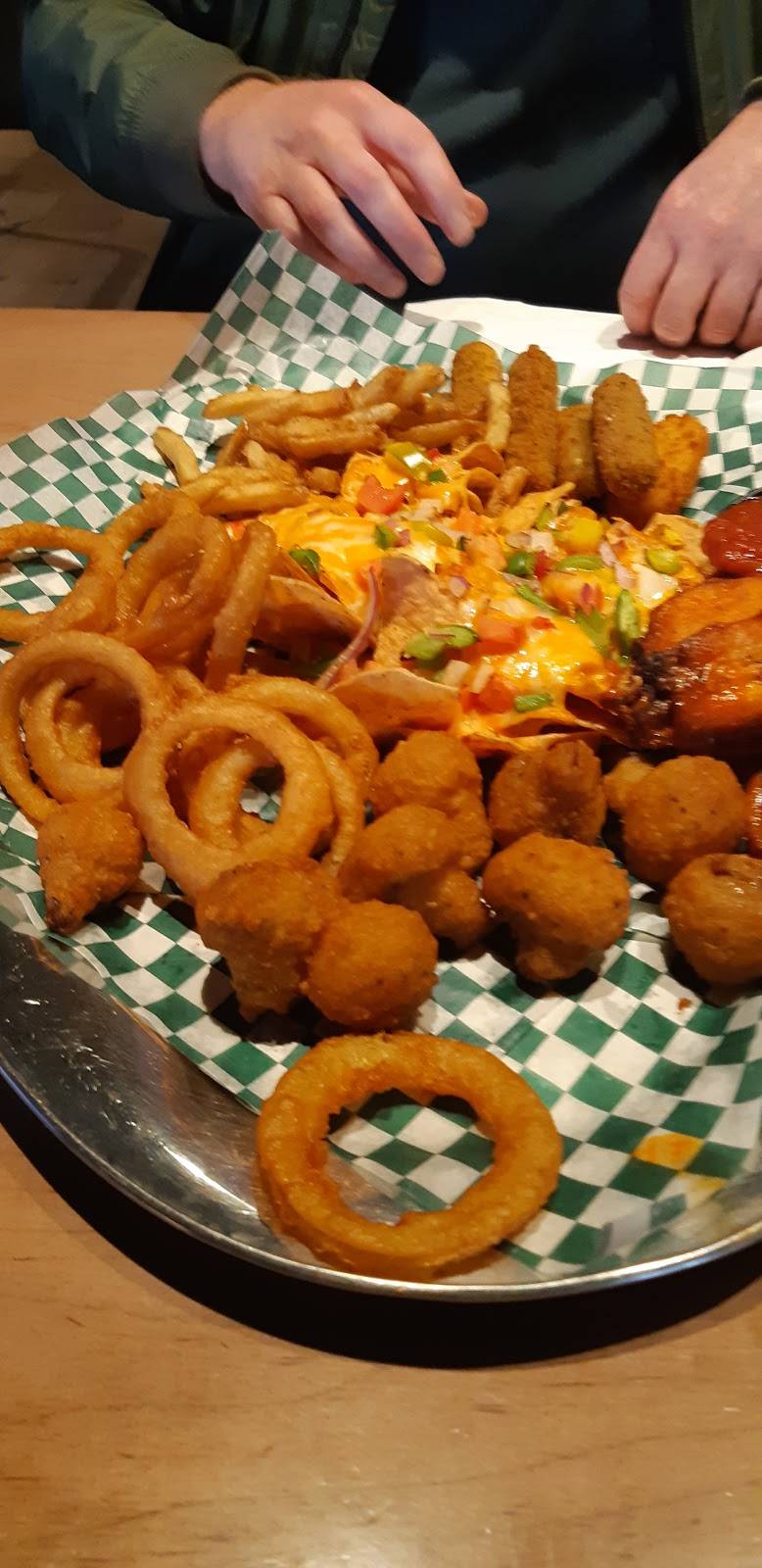 Mustang Sallys | restaurant | 99 Belmont Dr, London, ON N6J 4K2, Canada | 5196497688 OR +1 519-649-7688