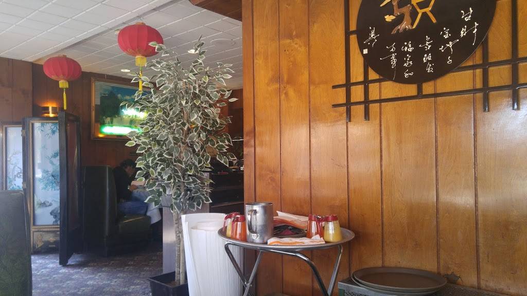 Wing Hoe Restaurant | restaurant | 5356 N Sheridan Rd, Chicago, IL 60640, USA | 7732754550 OR +1 773-275-4550