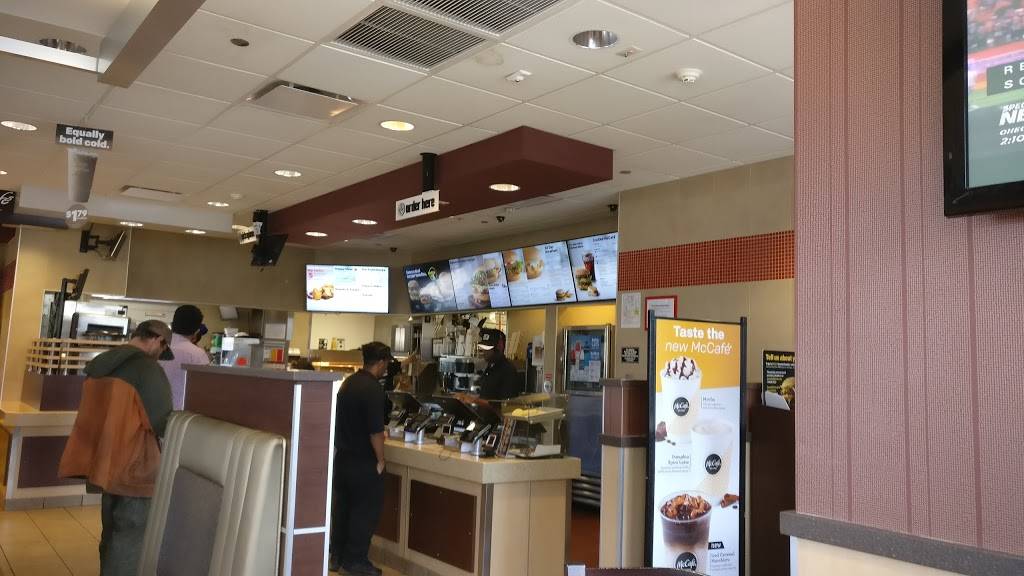 McDonalds | cafe | 167 Main St, Binghamton, NY 13905, USA | 6077227100 OR +1 607-722-7100