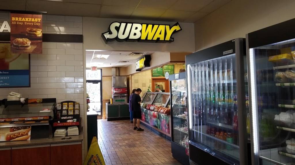 Subway Restaurants | restaurant | 951 Work St, Salinas, CA 93901, USA | 8317750341 OR +1 831-775-0341