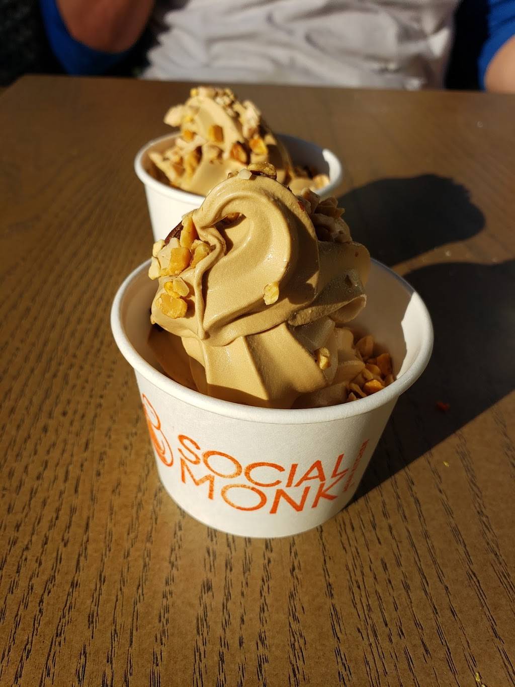 Social Monk | restaurant | 4000 Thousand Oaks Blvd Spc C1, Westlake Village, CA 91362, USA | 8053708290 OR +1 805-370-8290