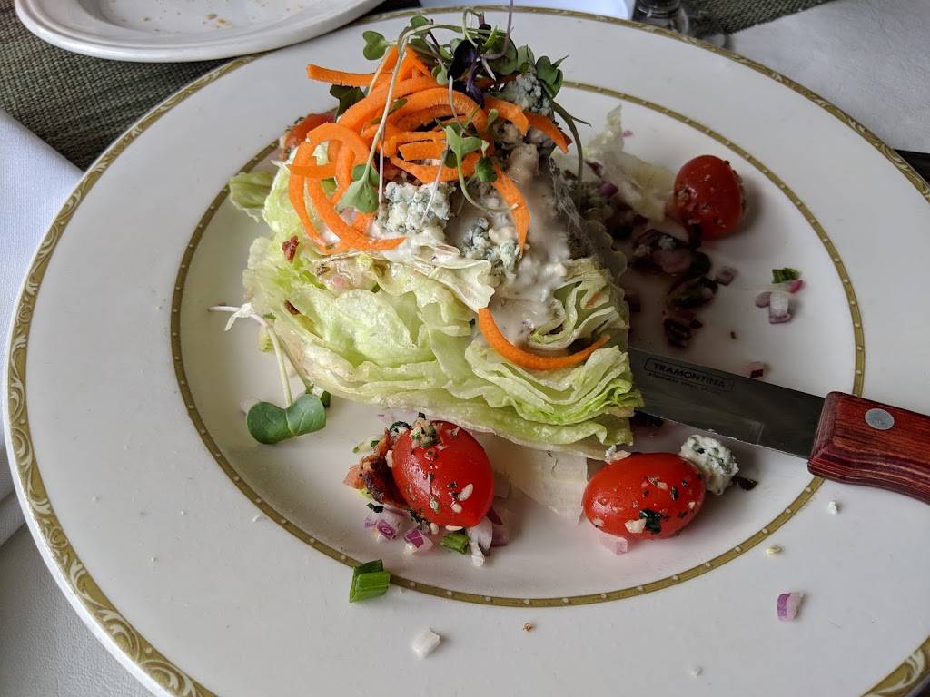 Domenicos on the Wharf | restaurant | 50 Fishermans Wharf #1, Monterey, CA 93940, USA | 8313723655 OR +1 831-372-3655