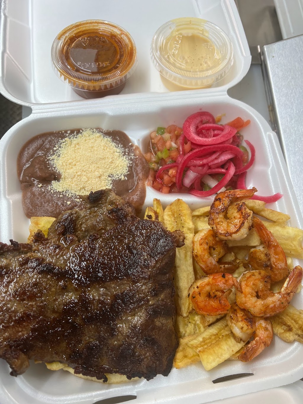 Madison sabor catracho | restaurant | 1220 E Fletcher Ave, Tampa, FL 33612, USA | 8137706359 OR +1 813-770-6359