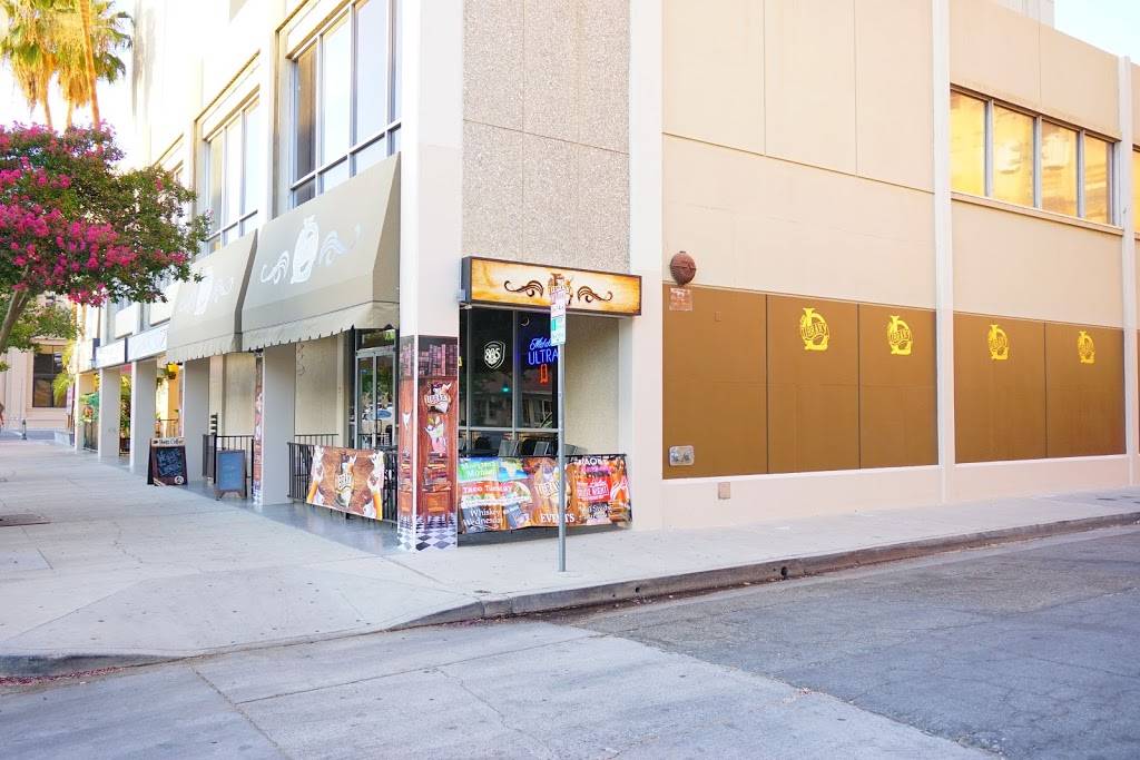 The Library, Downtown Bakersfield | restaurant | 1718 Chester Ave, Bakersfield, CA 93301, USA | 6614930516 OR +1 661-493-0516