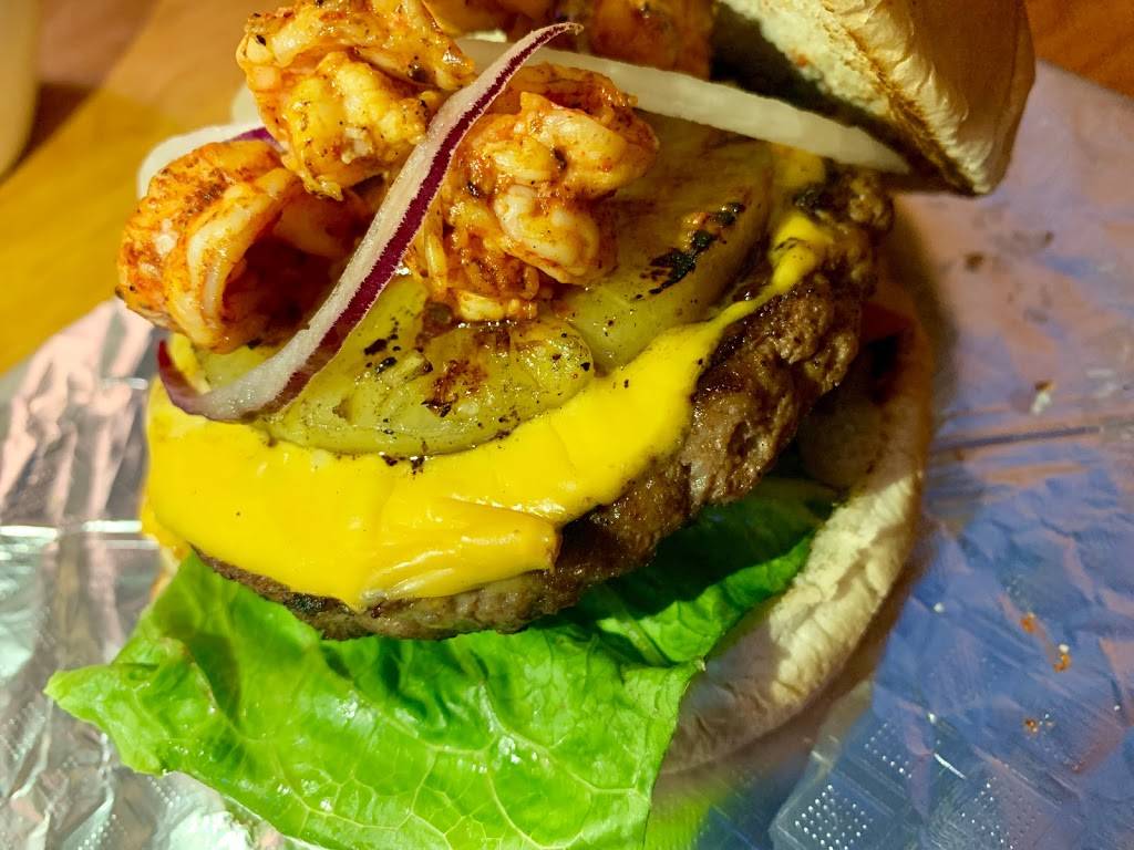 Los Aguachiles | restaurant | 7500 N Mesa St #107, El Paso, TX 79912, USA | 9155857588 OR +1 915-585-7588