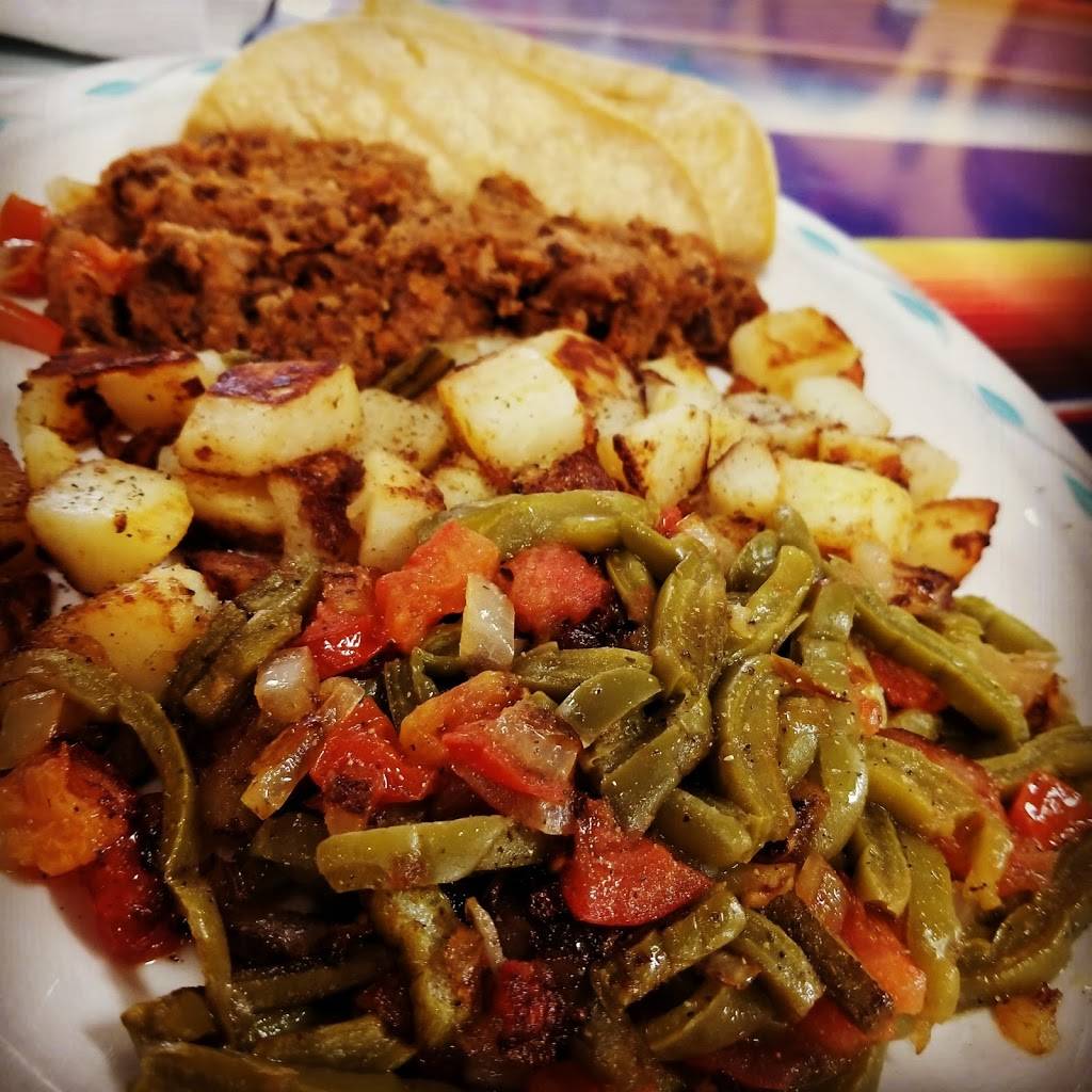 El Rancho Grande | restaurant | 2403 N Michigan Ave, Saginaw, MI 48602, USA | 9897538859 OR +1 989-753-8859