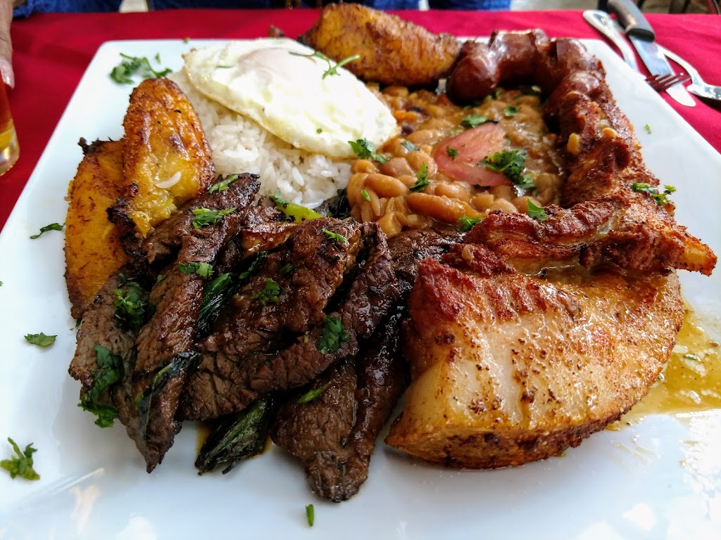 Sabor Mar y Tierra | restaurant | 40-68 Wilson Ave, Newark, NJ 07105, USA | 8627813375 OR +1 862-781-3375