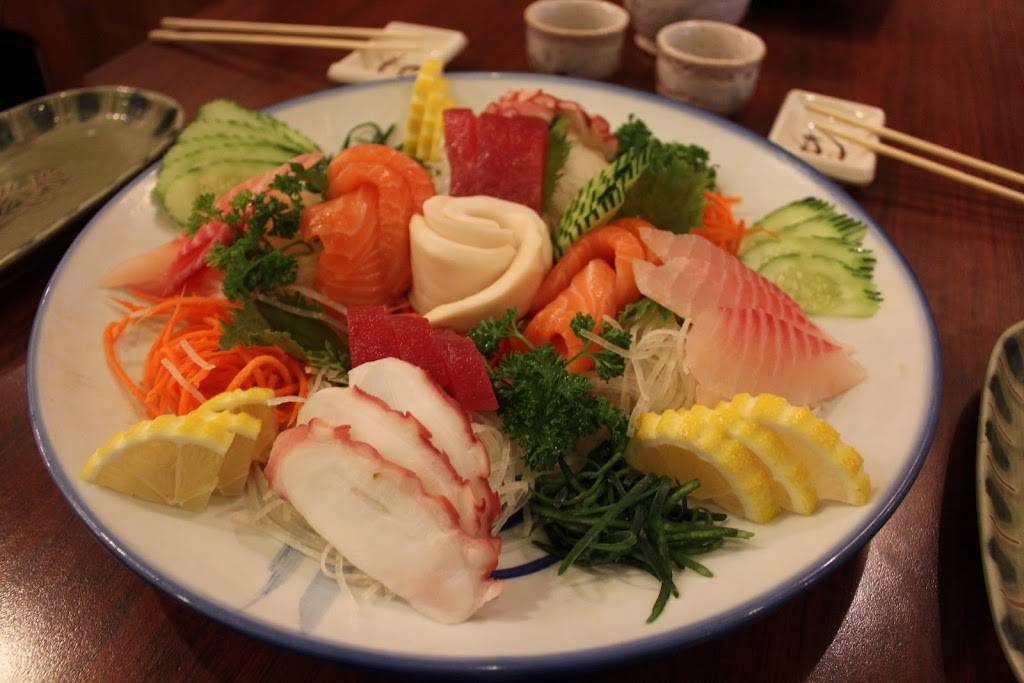 Mene Sushi | restaurant | 6239 Orchard Lake Rd, West Bloomfield Township, MI 48322, USA | 2485387081 OR +1 248-538-7081