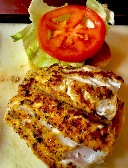 Coris Seafood Grill | restaurant | 1431 49th St S, Gulfport, FL 33707, USA | 7278009171 OR +1 727-800-9171