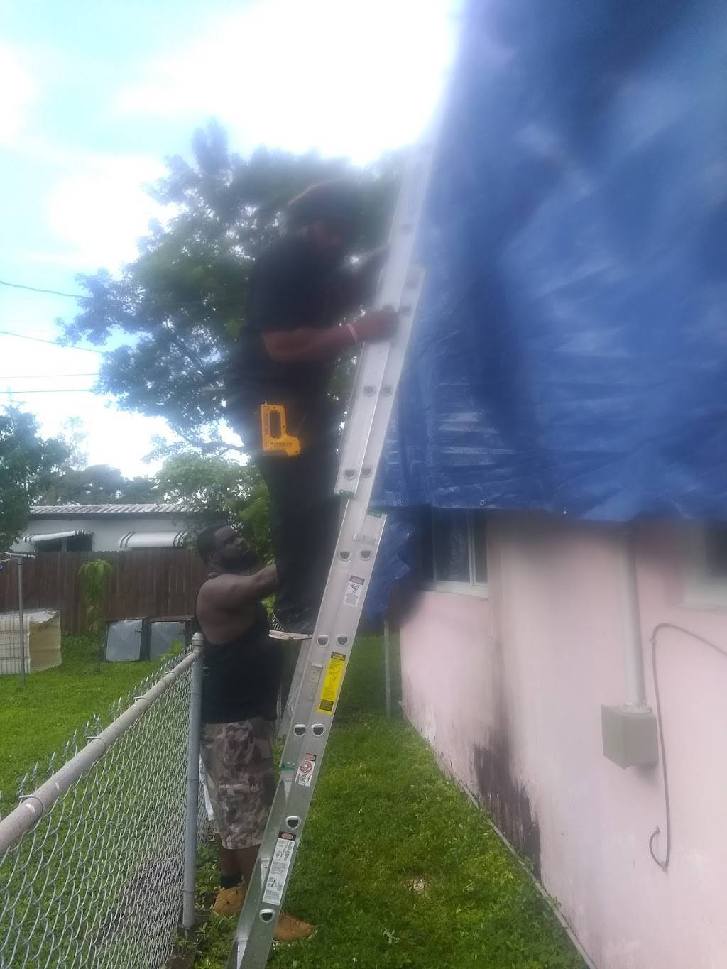 Papa Johns Pizza | restaurant | 2537 NW 54th St, Miami, FL 33142, USA | 7862209393 OR +1 786-220-9393