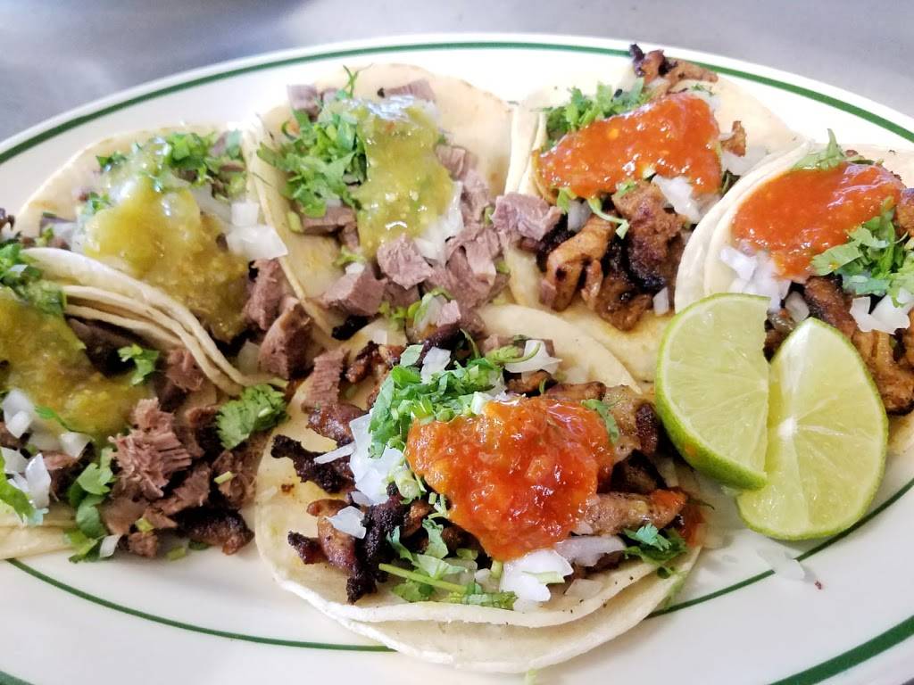 Tacos Y Mariscos Sahuayo | restaurant | 1134 E Anaheim St, Wilmington, CA 90744, USA | 3108353534 OR +1 310-835-3534