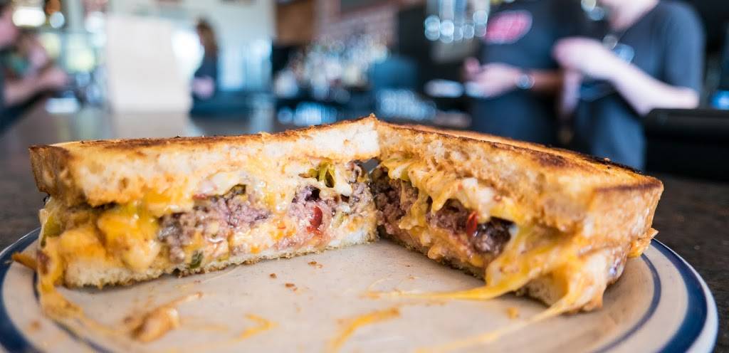 Hillside Tavern | restaurant | 6465 E Mockingbird Ln Ste. #386, Dallas, TX 75214, USA | 2148880152 OR +1 214-888-0152