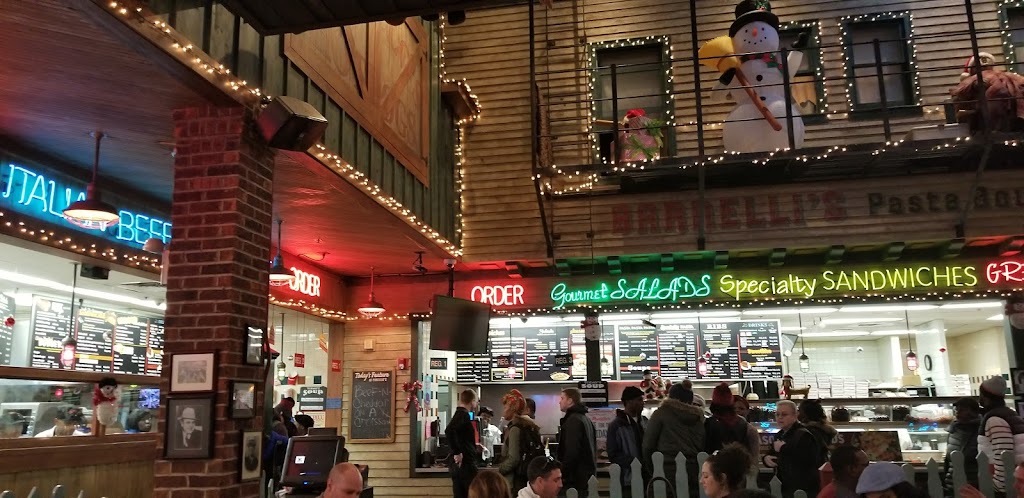 Barnellis Pasta Bowl | restaurant | 100 W Ontario St, Chicago, IL 60654, USA | 3125878930 OR +1 312-587-8930