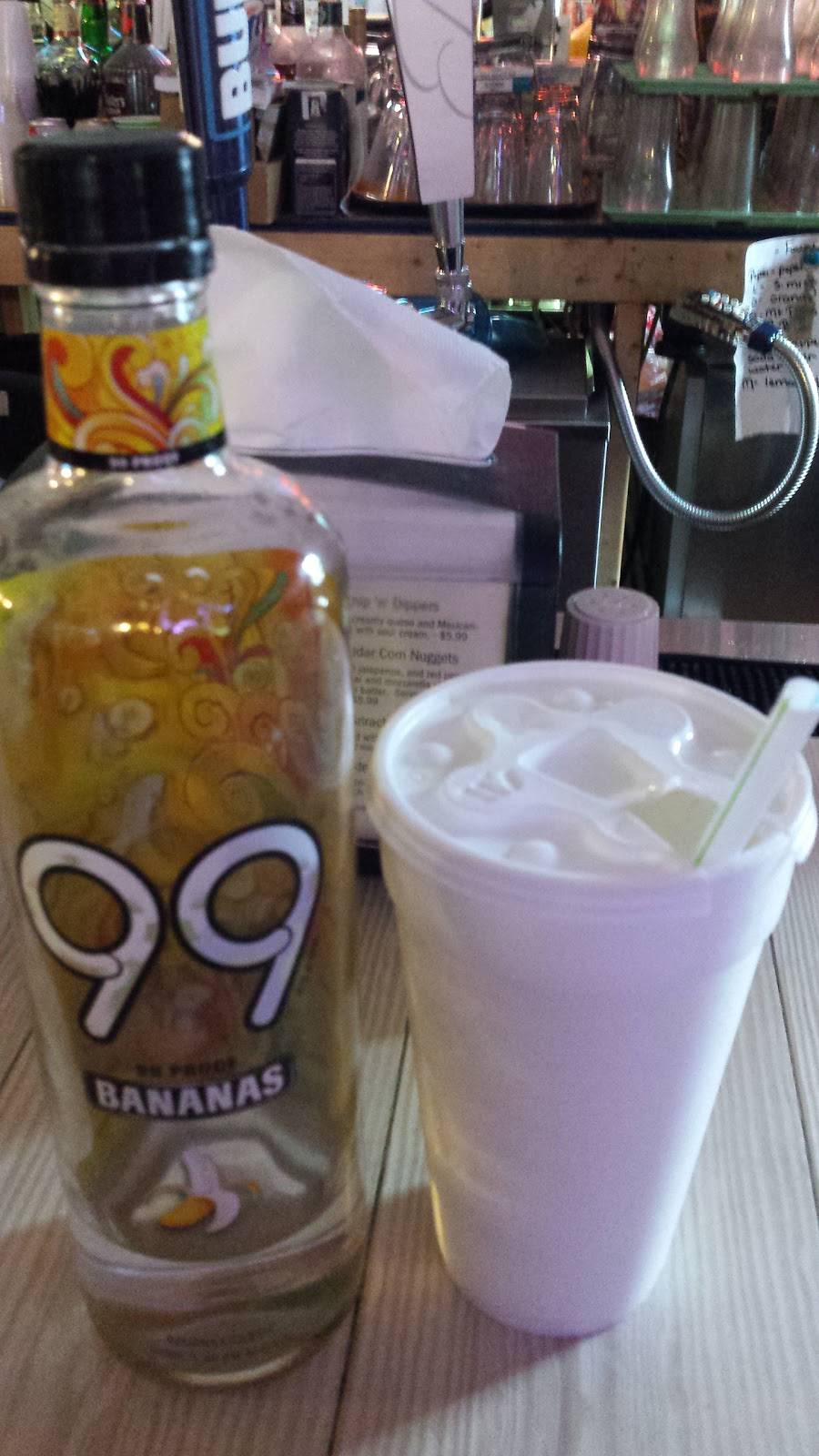 L a Pizza | restaurant | 25 W Main St, Adena, OH 43901, USA | 7405462167 OR +1 740-546-2167