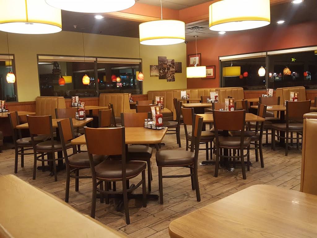 Dennys | restaurant | 3971 S Gilbert Rd, Gilbert, AZ 85297, USA | 4807860196 OR +1 480-786-0196