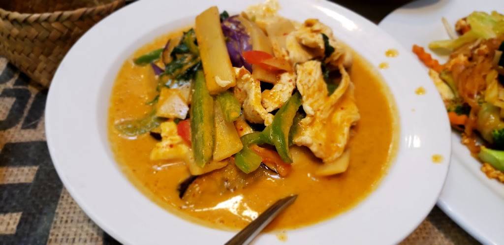 Thai Herbs Restaurant | restaurant | 7779 SW Capitol Hwy, Portland, OR 97219, USA | 5032461382 OR +1 503-246-1382