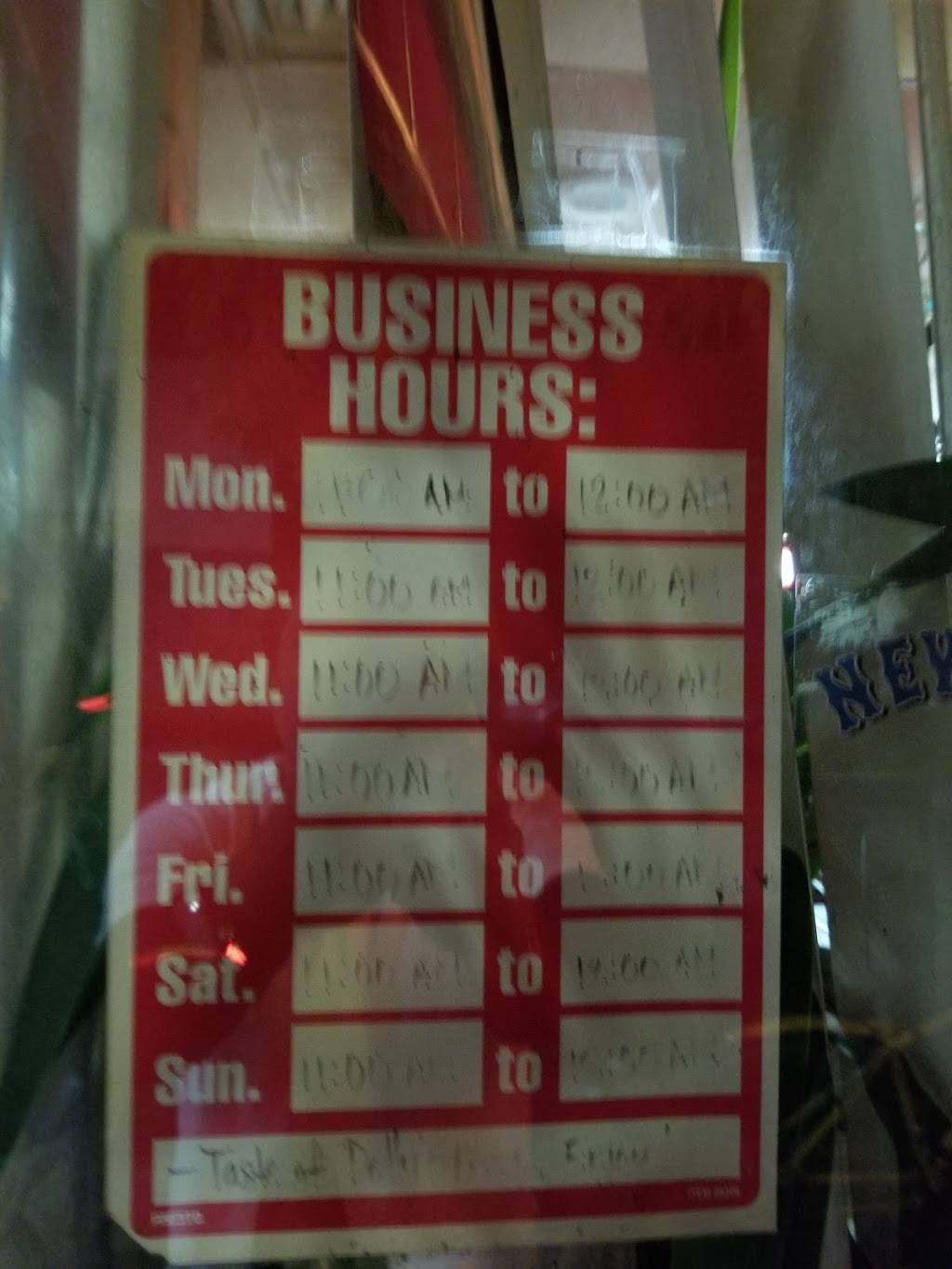 Taste of Dollys | restaurant | 40-07 111th St, Corona, NY 11368, USA | 7185651420 OR +1 718-565-1420