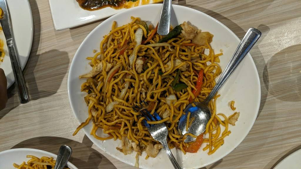 China Palace Restaurant | restaurant | 60 Cottrelle Blvd #20, Brampton, ON L6S 0E1, Canada | 9052301868 OR +1 905-230-1868