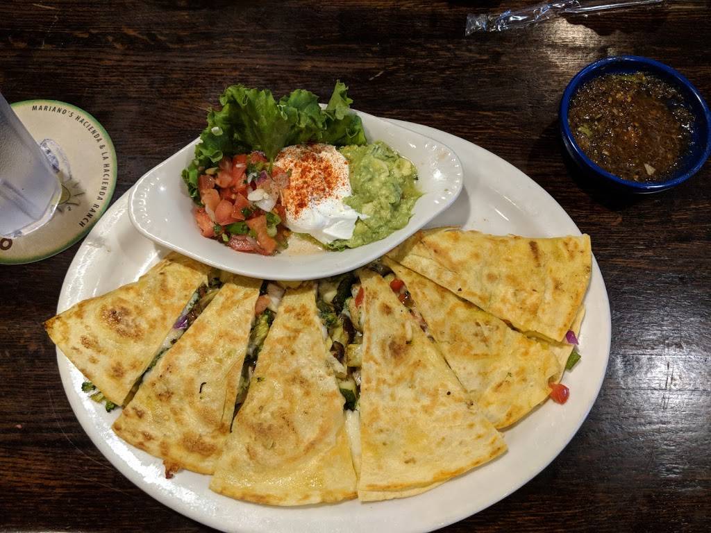 La Hacienda Ranch | restaurant | 17390 Preston Rd #100, Dallas, TX 75252, USA | 9722482424 OR +1 972-248-2424