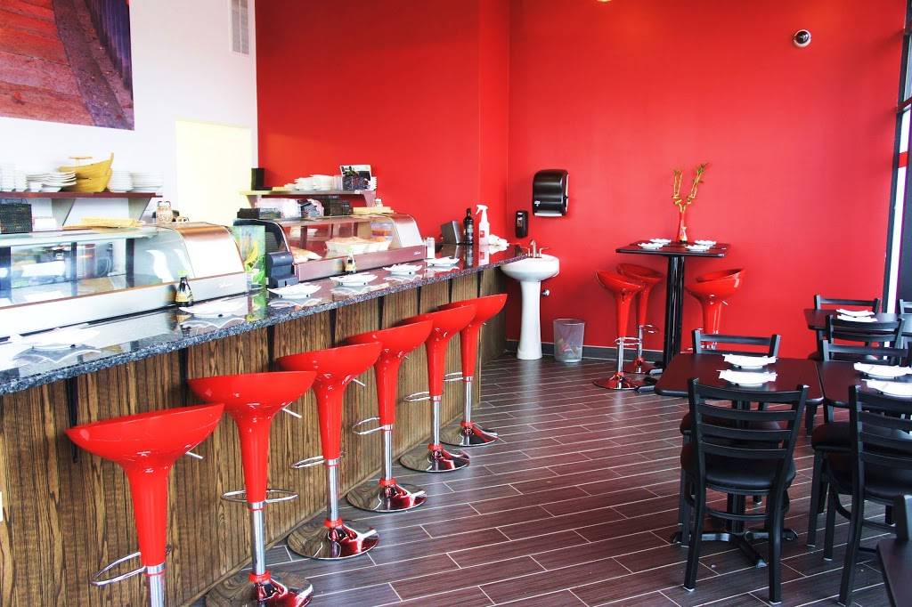 Hamachi Sushi Bar | meal takeaway | 2801 Howard St, Chicago, IL 60645, USA | 7732936904 OR +1 773-293-6904