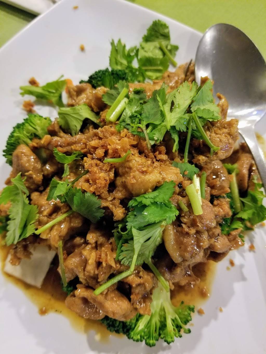 Thai Kitchen | restaurant | 738 Thompson Ln, Nashville, TN 37204, USA | 6153859854 OR +1 615-385-9854