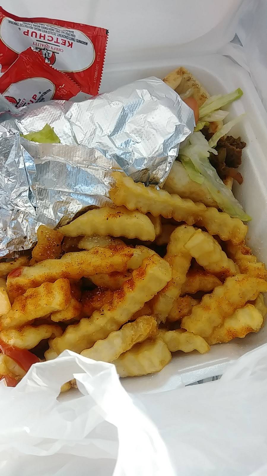 Genova Pizza | restaurant | 4614 Kenmore Ave, Alexandria, VA 22304, USA | 7033708118 OR +1 703-370-8118