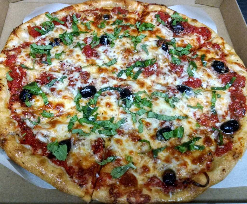 Broadway Pizza | meal takeaway | 5645 Broadway Ave, Cleveland, OH 44127, USA | 2168839158 OR +1 216-883-9158