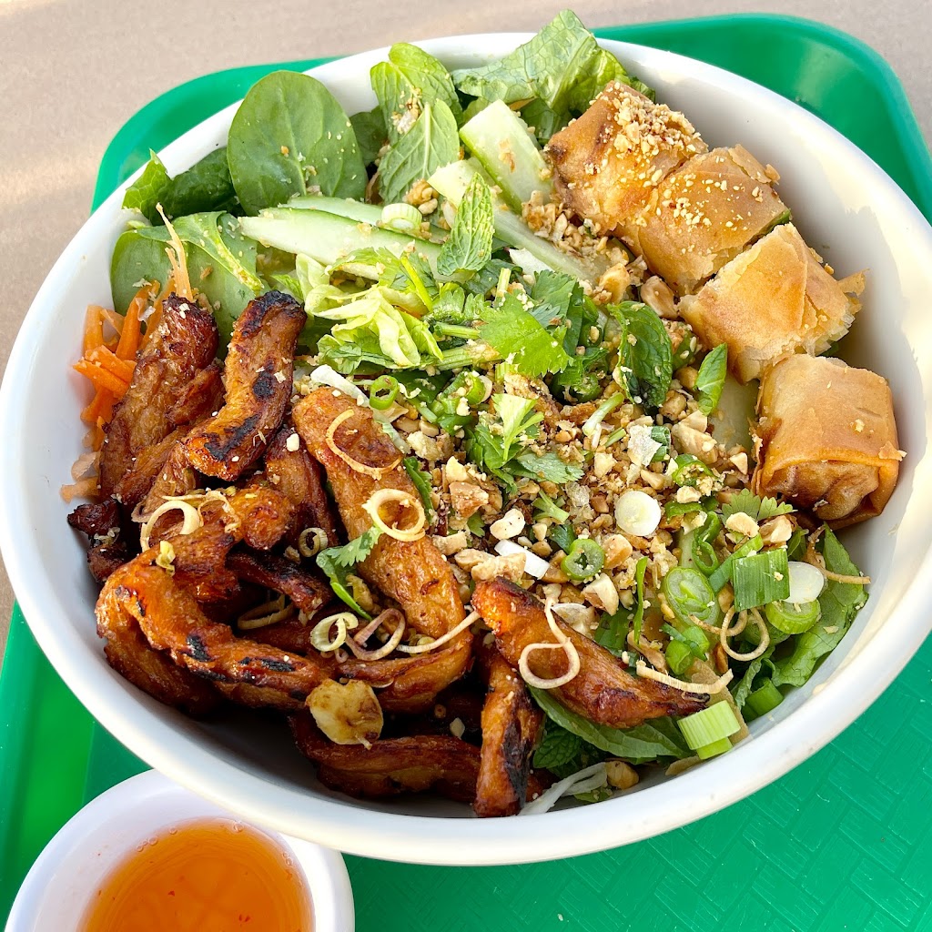 Lucky Vegan | restaurant | 615 Gallatin Ave, Nashville, TN 37206, USA | 6156691433 OR +1 615-669-1433